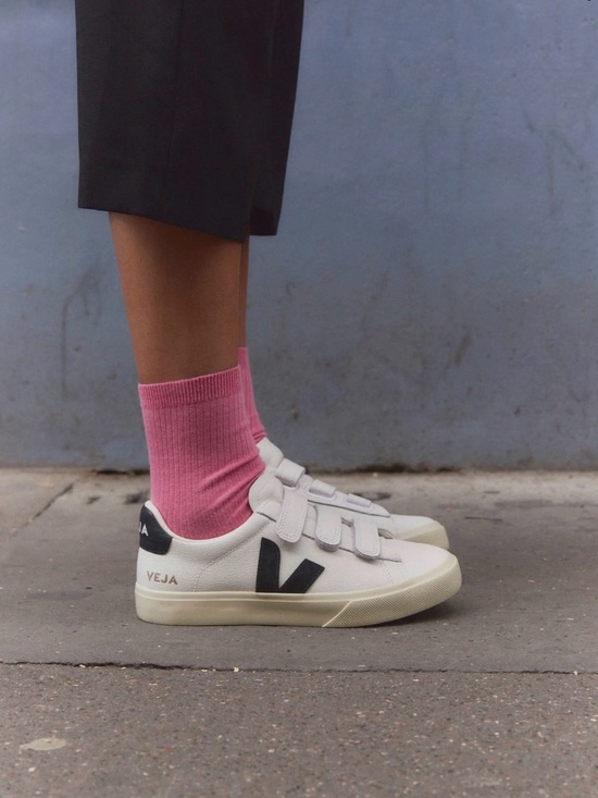 recife veja rose sneakers